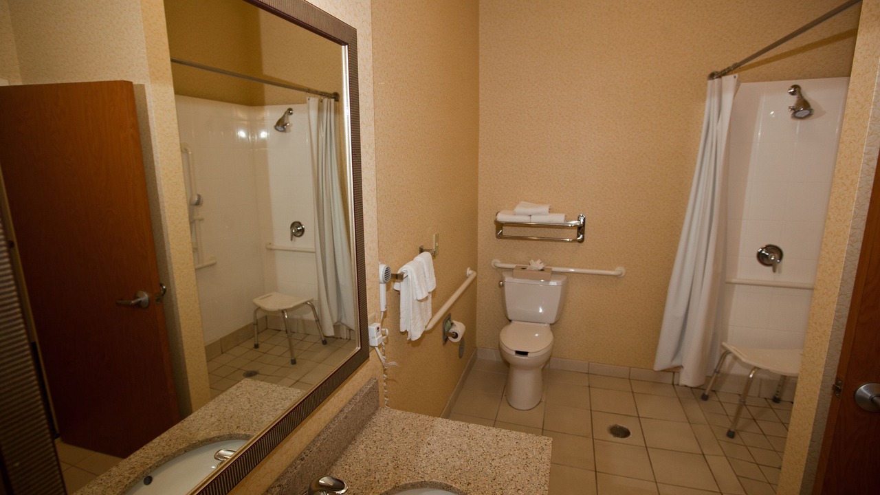 Photo of Bathroom in Fultondale