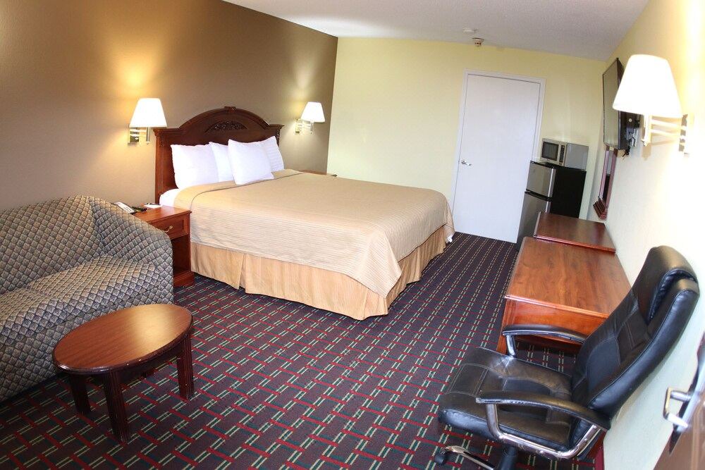 Photo of Bedroom in Hawkinsville