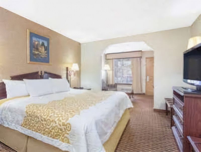 Photo of Bedroom in Thomaston