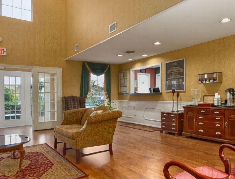 Photo of Livingroom in Valdosta