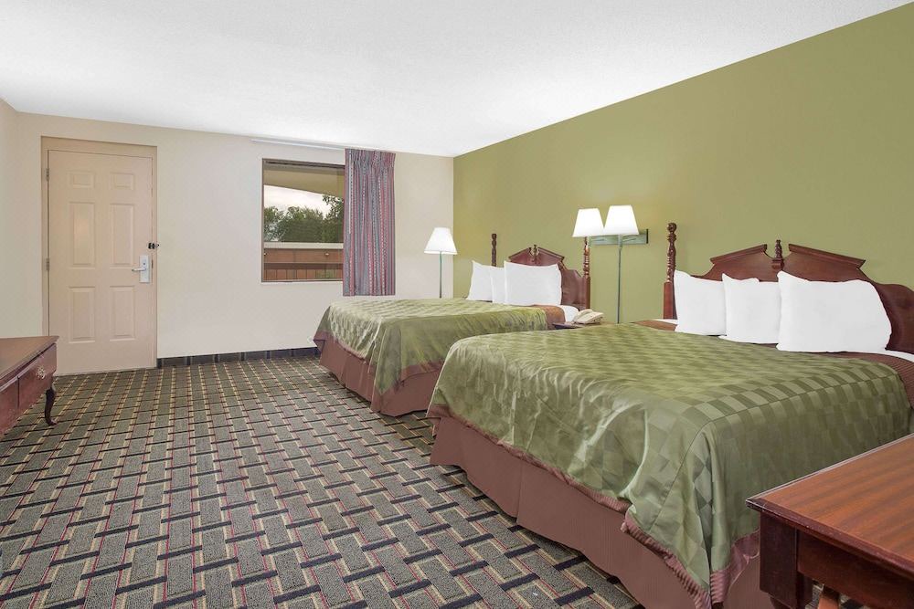 Photo of Bedroom in Eufaula
