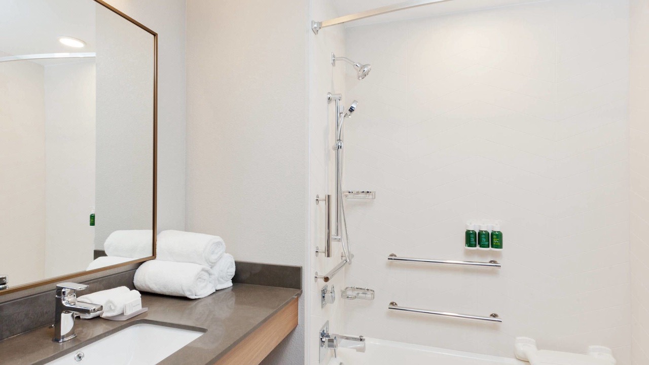 Photo of Bathroom in Crestline Heights