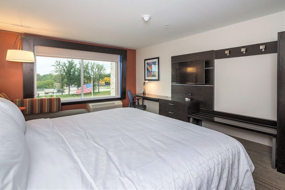 Photo of Bedroom in Allen Park