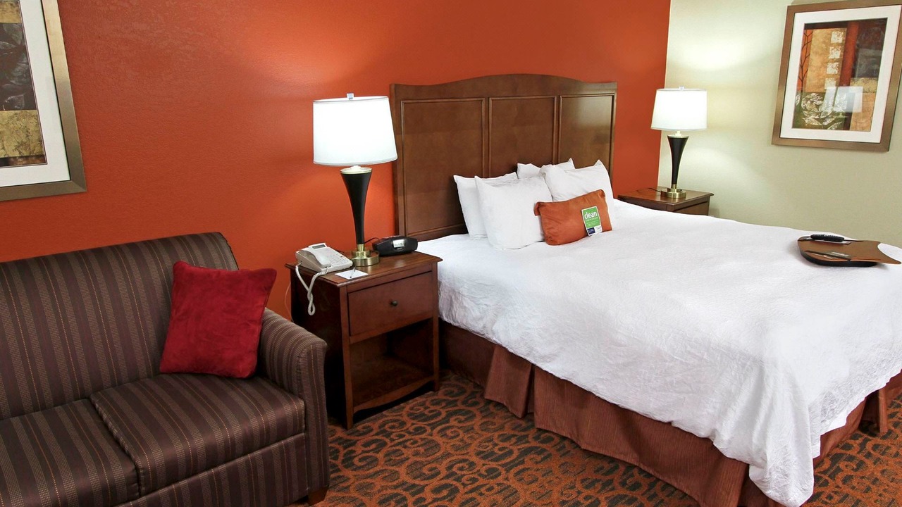 Photo of Bedroom in Crestline Heights
