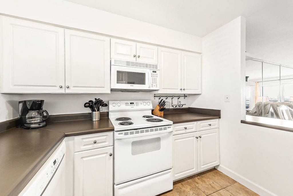 Photo of Others in Ono Island