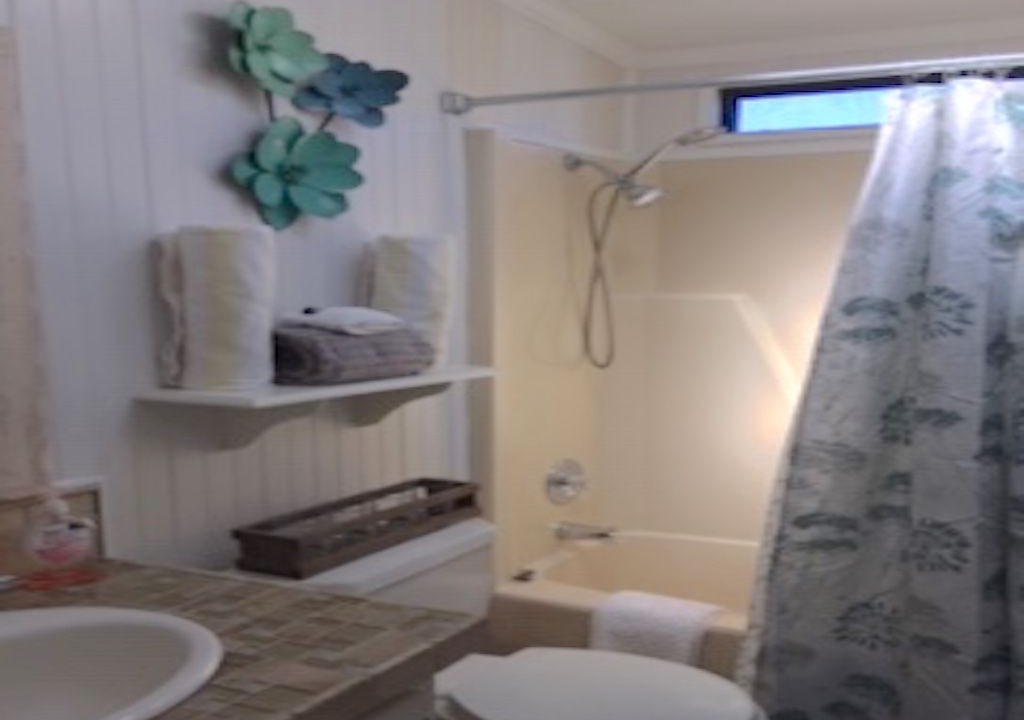 Photo of Bathroom in Vista del Lago