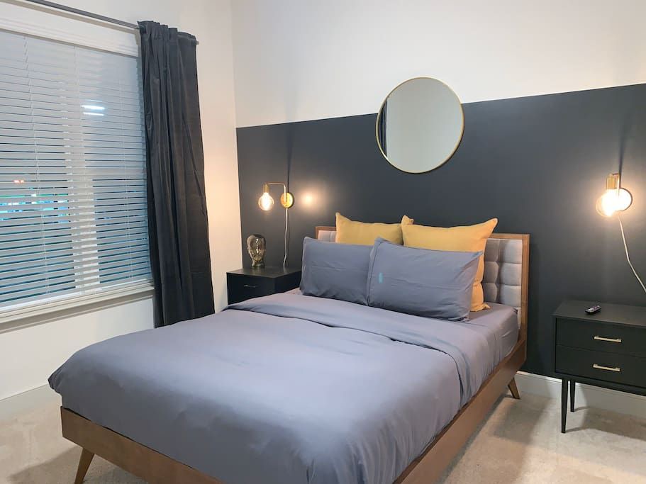 Photo of Bedroom in Oakland