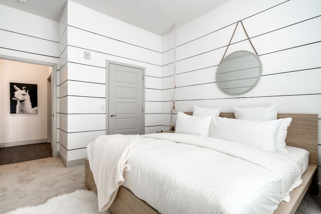 Photo of Bedroom in Oakland