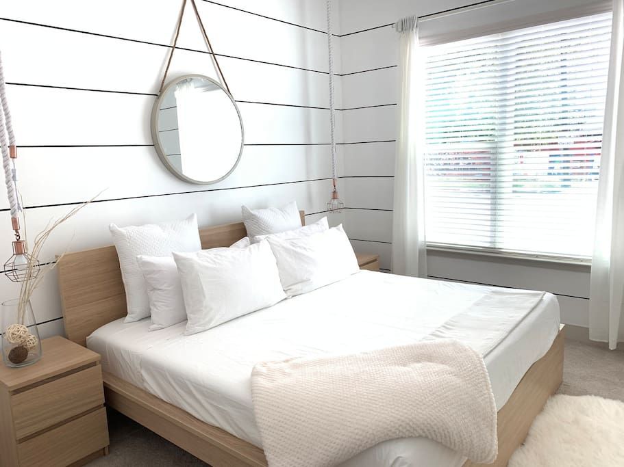 Photo of Bedroom in Oakland