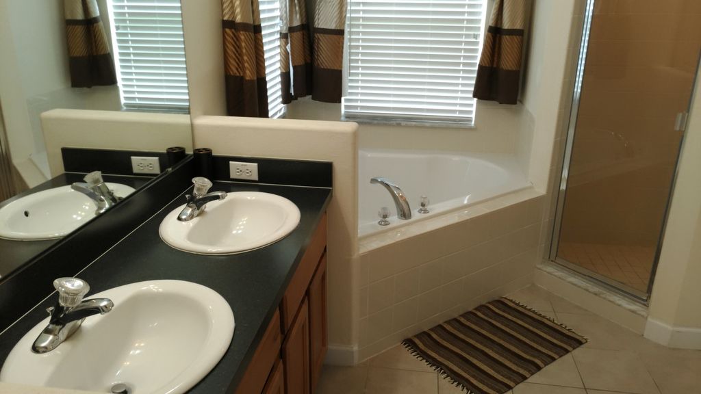 Photo of Bathroom in West Stonebridge