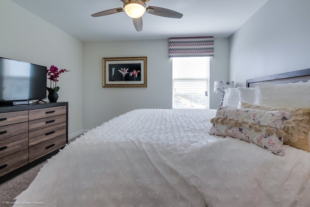 Photo of Bedroom in Loma Vista