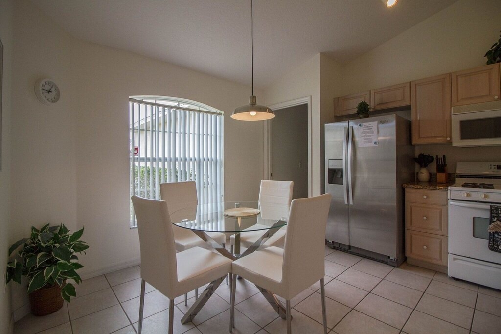 Photo of Livingroom in Tuscan Ridge