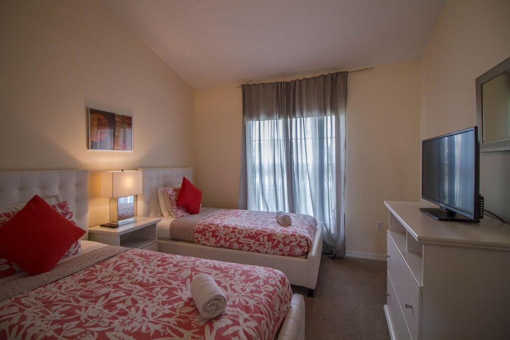 Photo of Bedroom in Tuscan Ridge