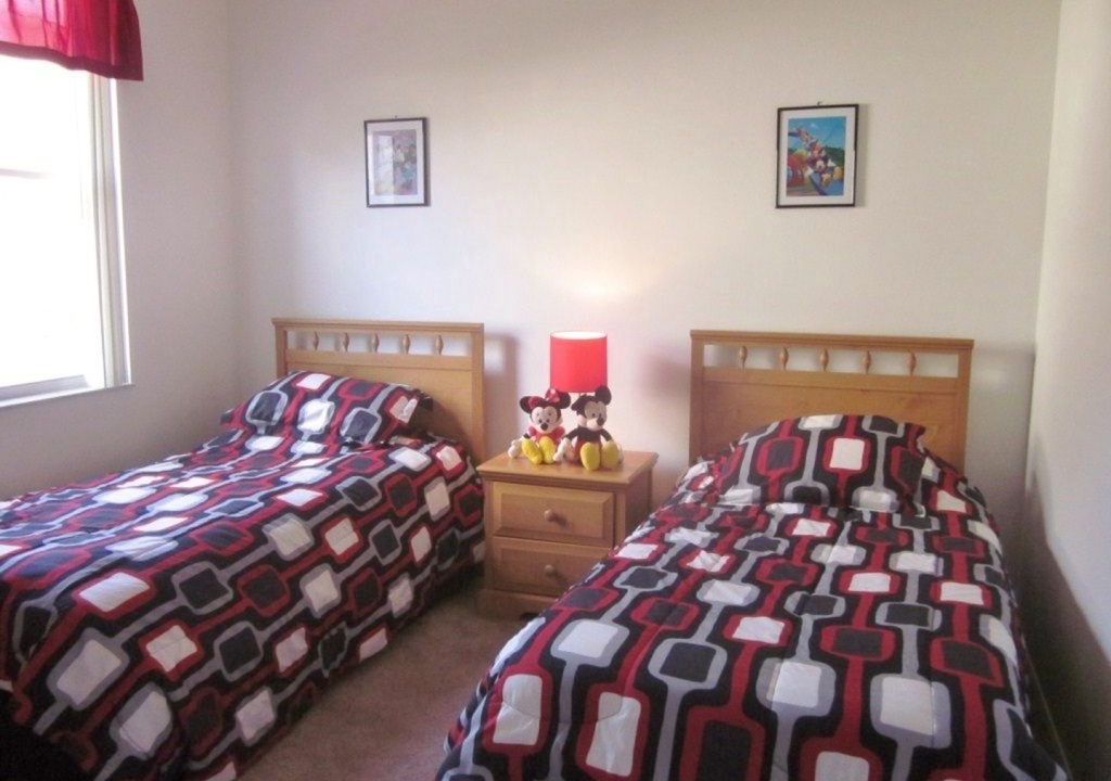 Photo of Bedroom in Florida Pines