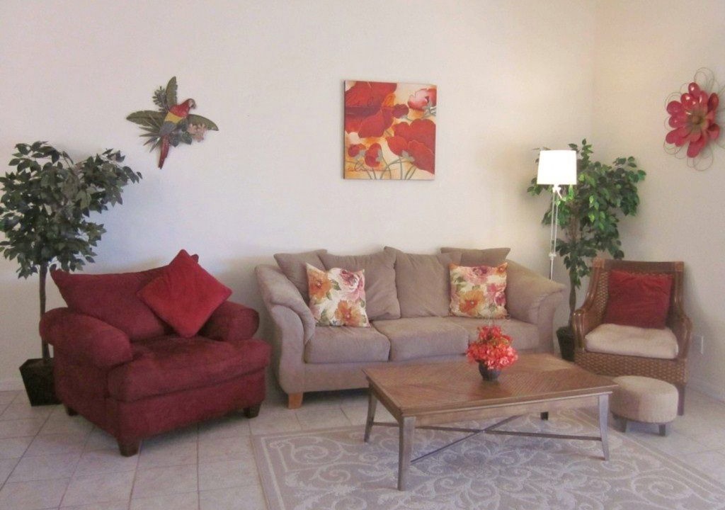 Photo of Livingroom in Florida Pines