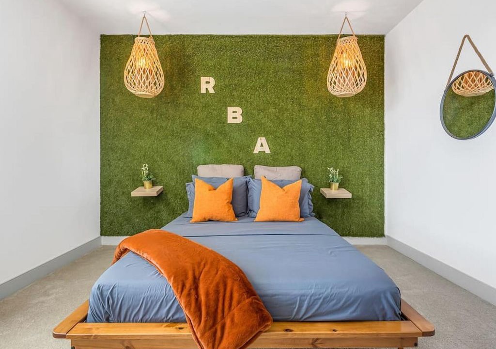 Photo of Bedroom in Oakland