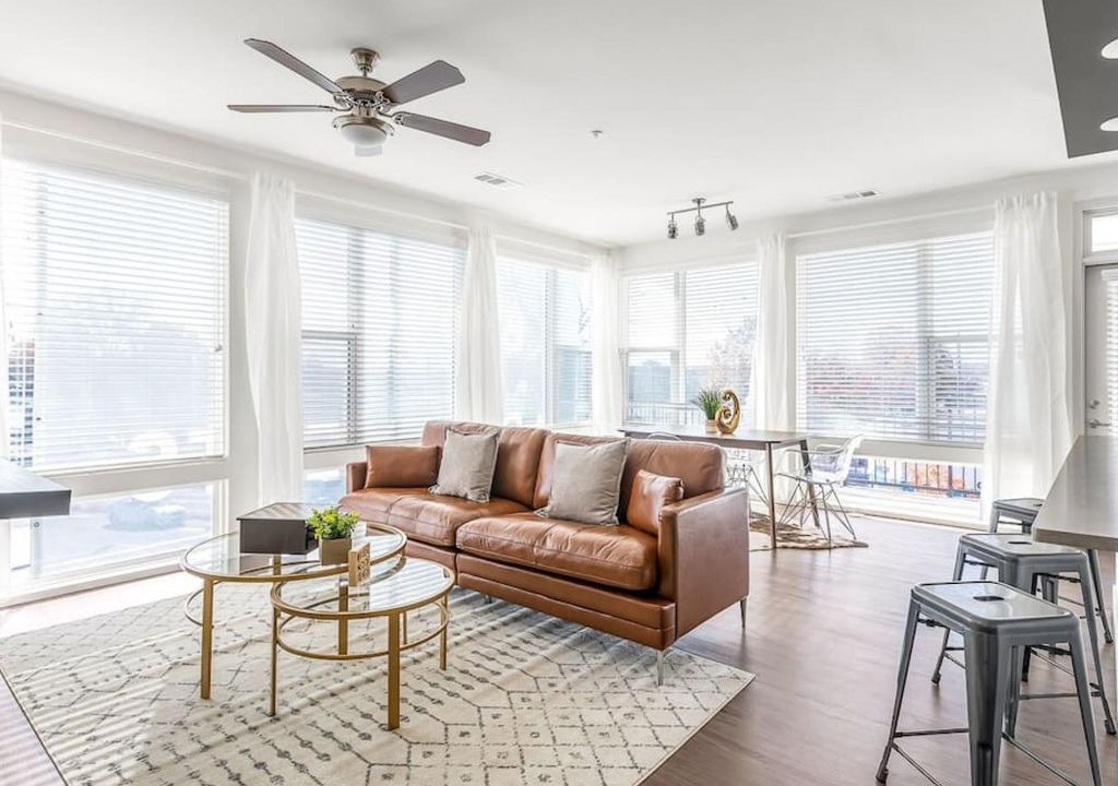 Photo of Livingroom in Oakland