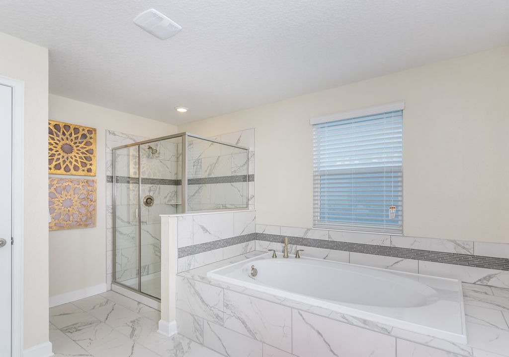 Photo of Bathroom in Loma Vista