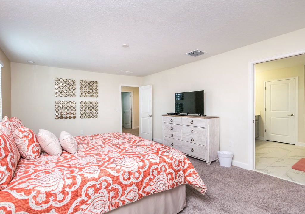 Photo of Bedroom in Loma Vista