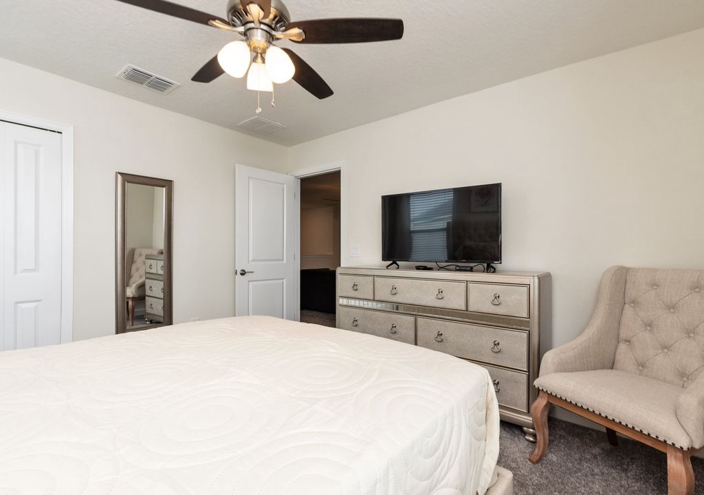 Photo of Bedroom in Davenport