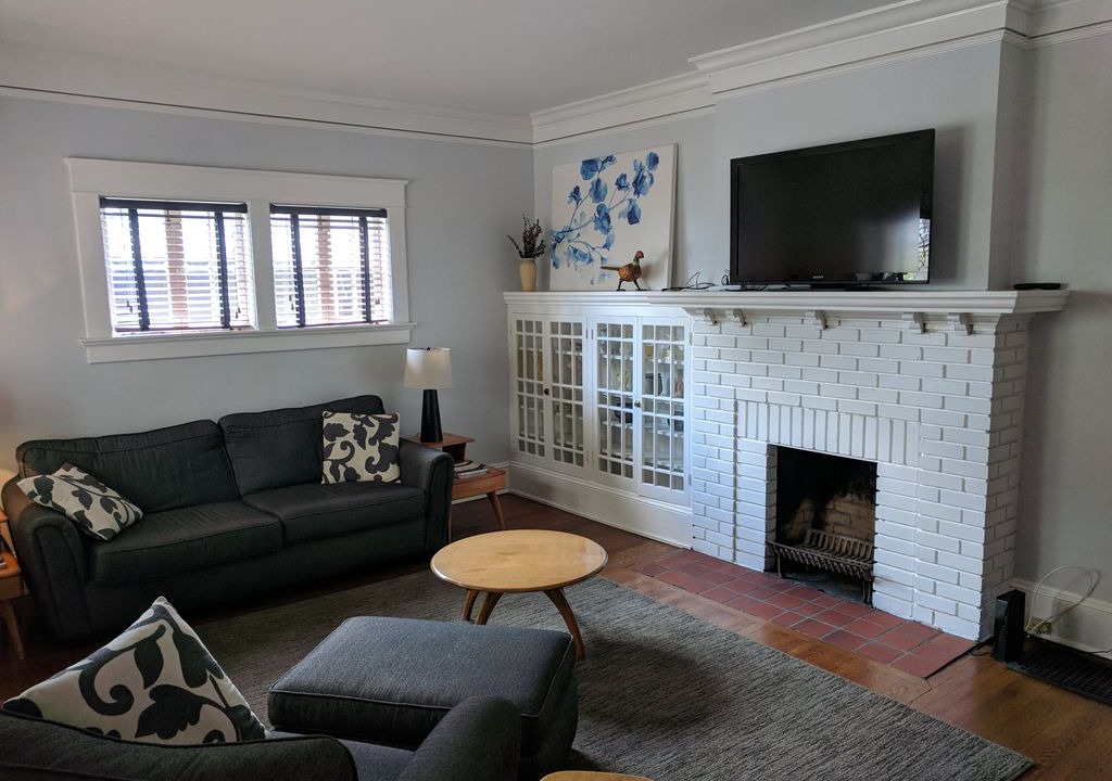Photo of Livingroom in Virginia Highland