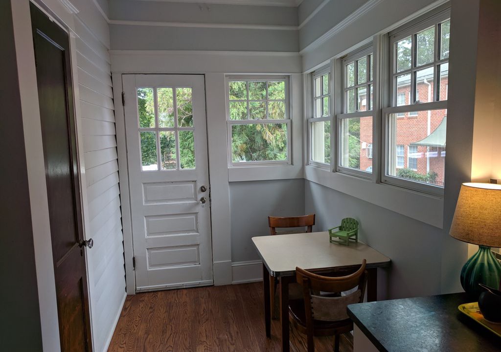 Photo of Livingroom in Virginia Highland