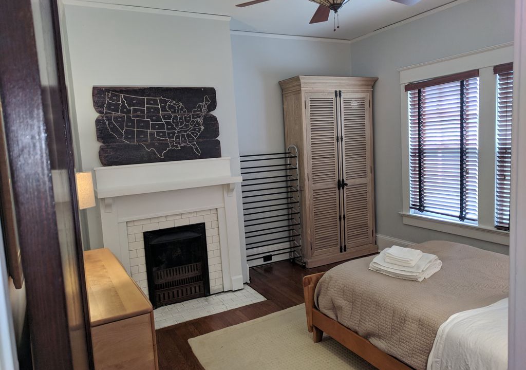 Photo of Bedroom in Virginia Highland