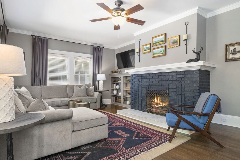 Photo of Livingroom in Virginia Highland
