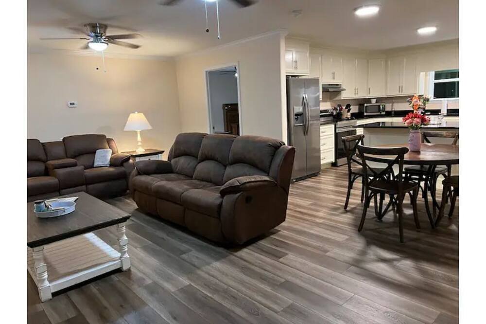 Photo of Livingroom in Fackler