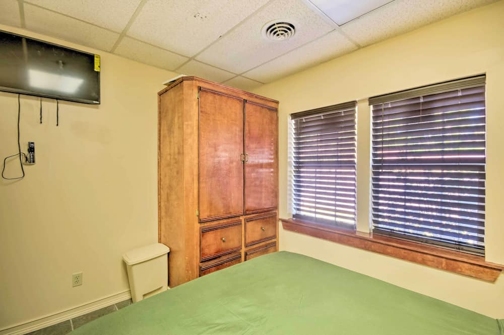 Photo of Bedroom in Newton