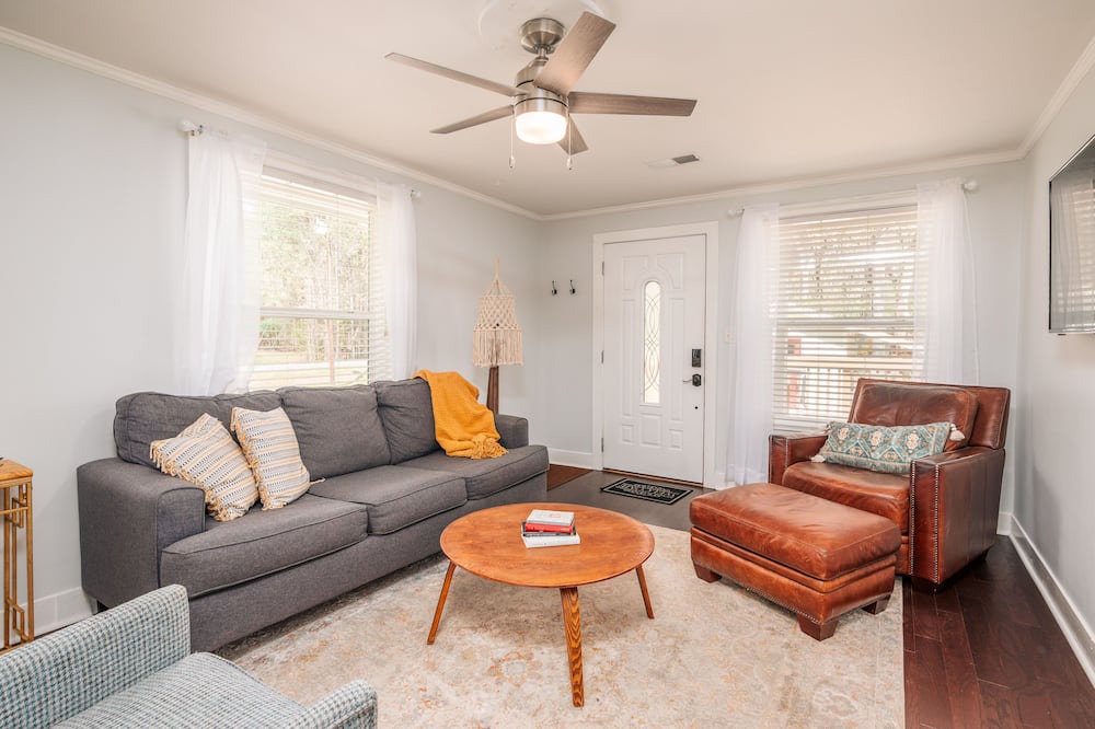 Photo of Livingroom in Sturgis