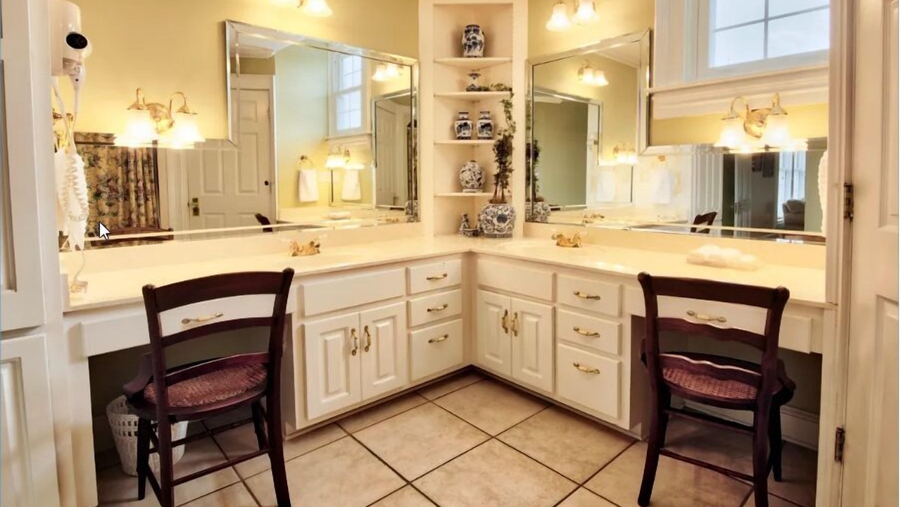 Photo of Bathroom in Eufaula