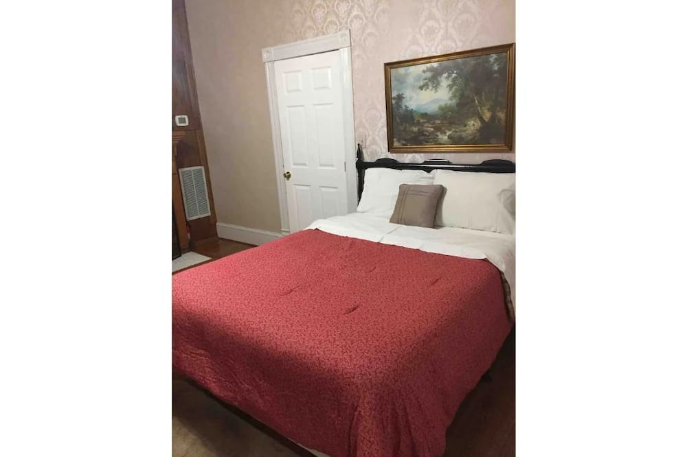Photo of Bedroom in New Castle