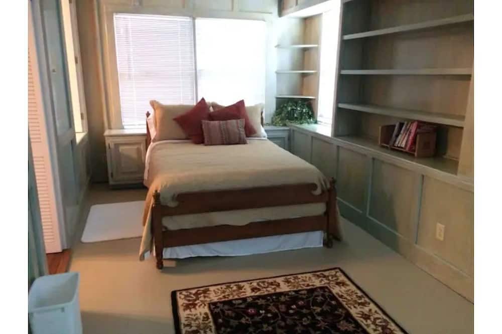 Photo of Bedroom in New Castle