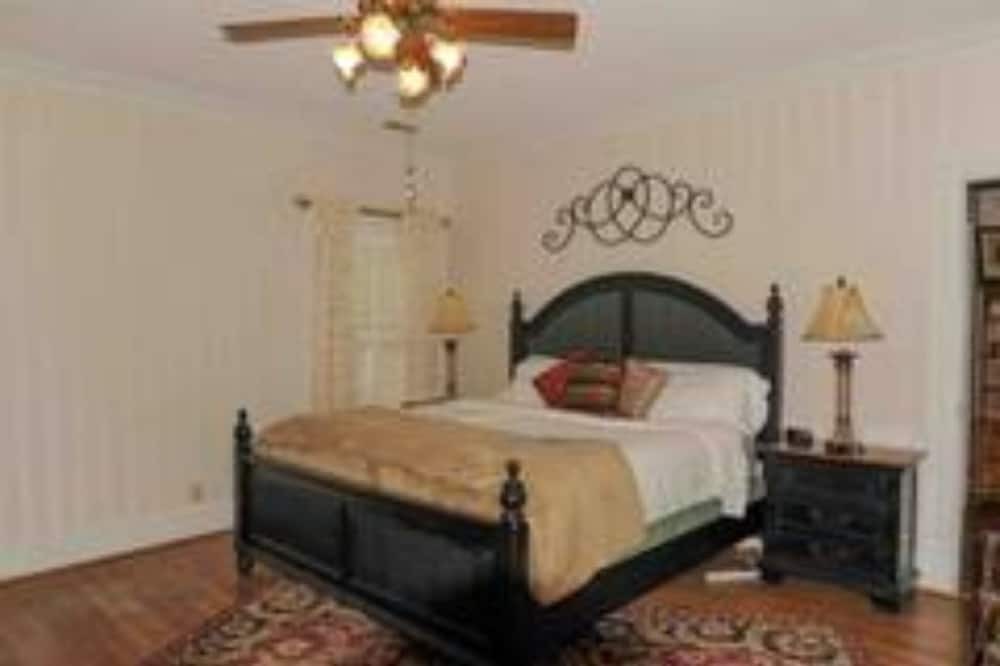 Photo of Bedroom in New Castle