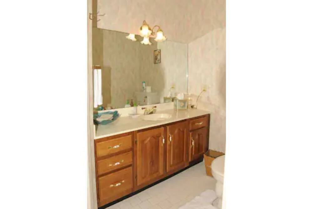 Photo of Bathroom in New Castle