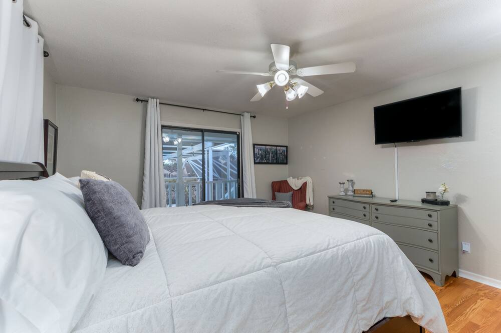 Photo of Bedroom in Daytona Beach