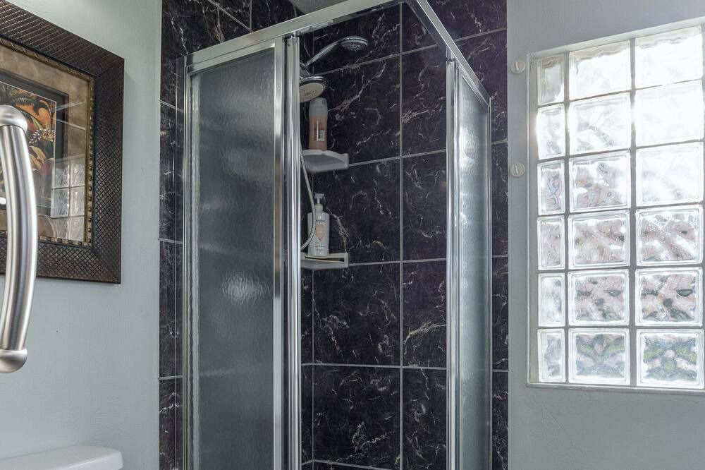 Photo of Bathroom in Daytona Beach