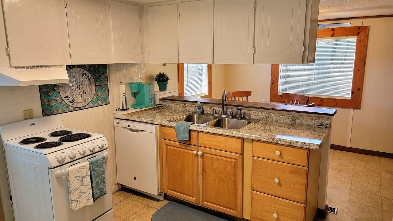 Photo of Kitchen in Butler Beach