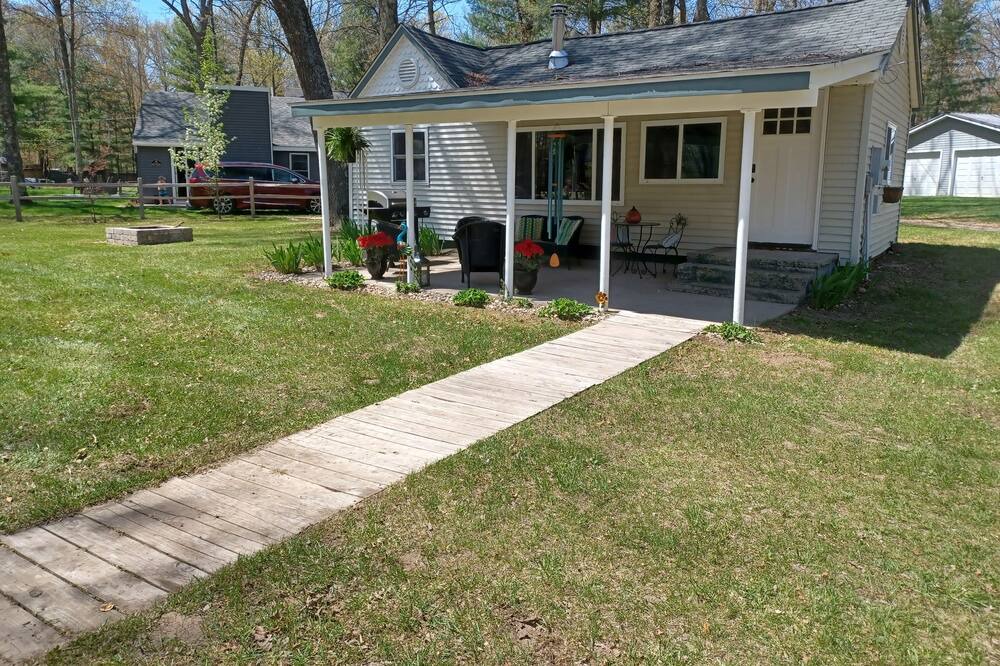 Photo of Outdoor in Baldwin