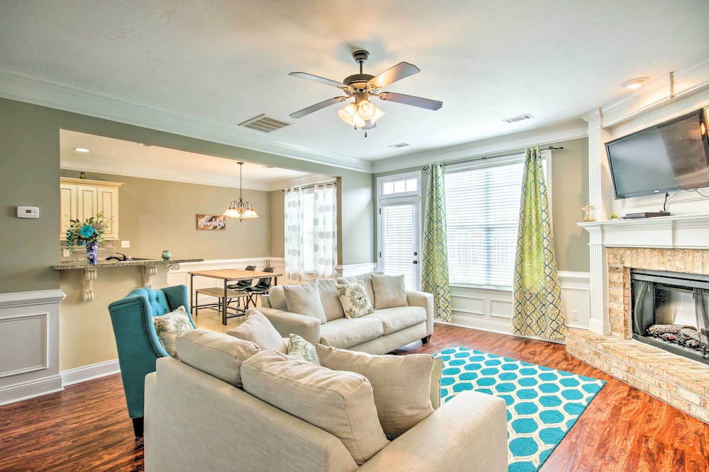 Photo of Livingroom in Grovetown