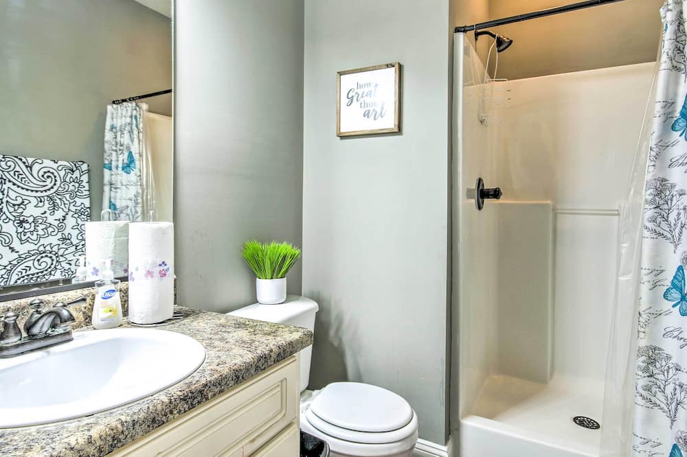 Photo of Bathroom in Grovetown
