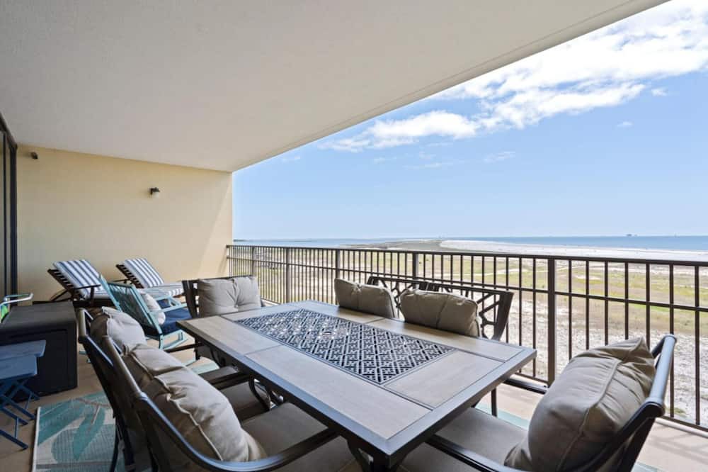 Photo of Patio Balcony in Royal Lagoons