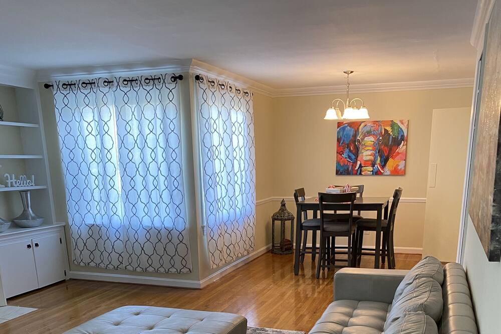 Photo of Livingroom in Tuscaloosa