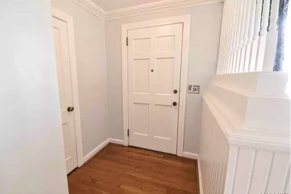 Photo of Bedroom in Tuscaloosa