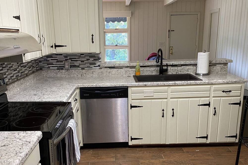 Photo of Kitchen in Tuscaloosa