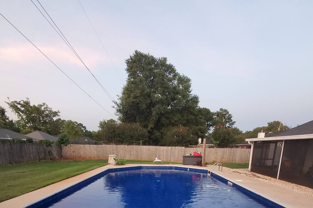 Photo of Outdoor in Saint Elmo