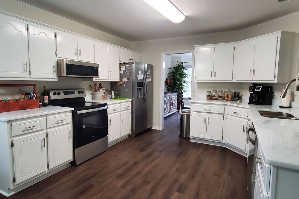 Photo of Kitchen in Saint Elmo
