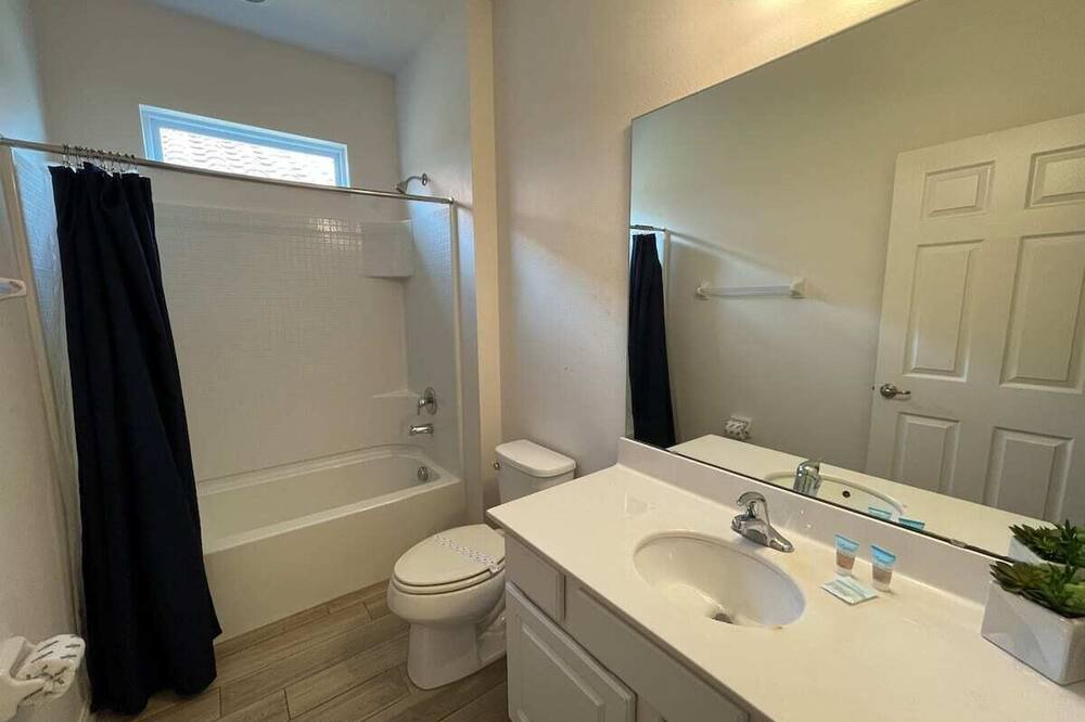 Photo of Bathroom in Loughman