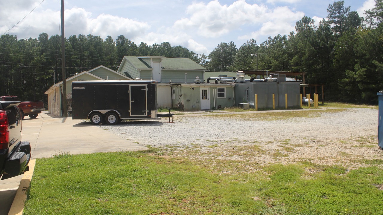 Photo of Outdoor in Barnesville